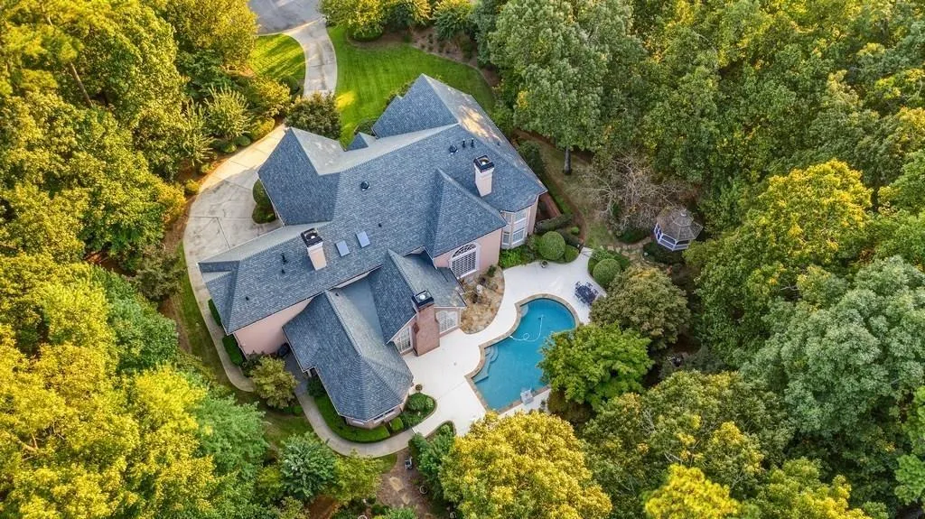 125 Sentinae Close, Sandy Springs, Georgia 30350, 5 Bedrooms Bedrooms, ,6 BathroomsBathrooms,Residential,Sold,125 Sentinae Close,6510263