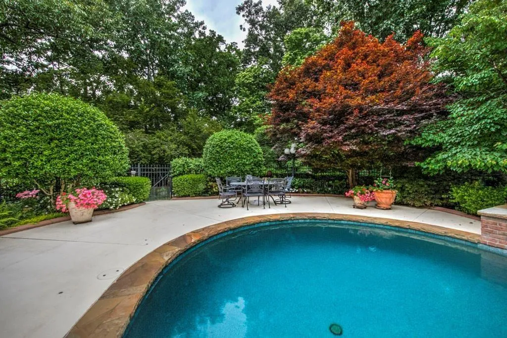 125 Sentinae Close, Sandy Springs, Georgia 30350, 5 Bedrooms Bedrooms, ,6 BathroomsBathrooms,Residential,Sold,125 Sentinae Close,6510263