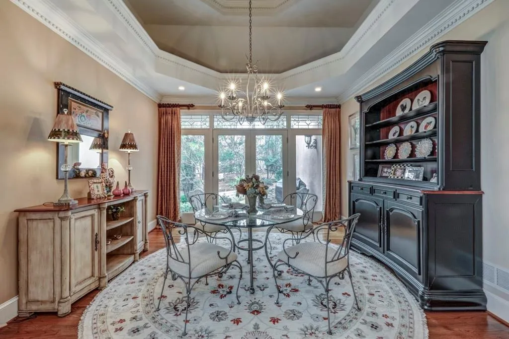 125 Sentinae Close, Sandy Springs, Georgia 30350, 5 Bedrooms Bedrooms, ,6 BathroomsBathrooms,Residential,Sold,125 Sentinae Close,6510263