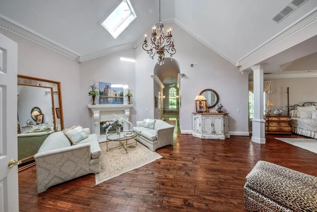 125 Sentinae Close, Sandy Springs, Georgia 30350, 5 Bedrooms Bedrooms, ,6 BathroomsBathrooms,Residential,Sold,125 Sentinae Close,6510263