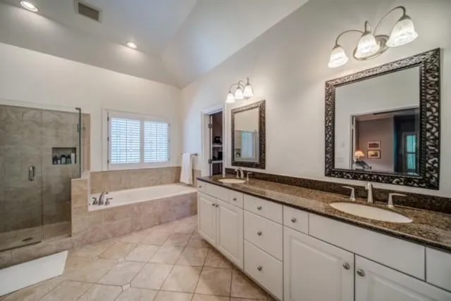 5345 S Trimble Road, Atlanta, Georgia 30342, 4 Bedrooms Bedrooms, ,3 BathroomsBathrooms,Residential,Sold,5345 S Trimble Road,7121534