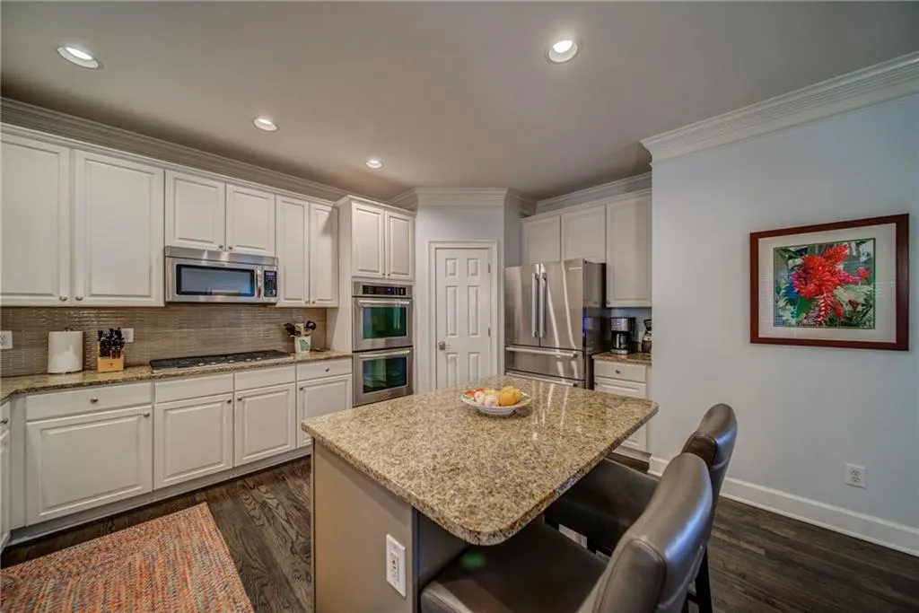 5345 S Trimble Road, Atlanta, Georgia 30342, 4 Bedrooms Bedrooms, ,3 BathroomsBathrooms,Residential,Sold,5345 S Trimble Road,7121534