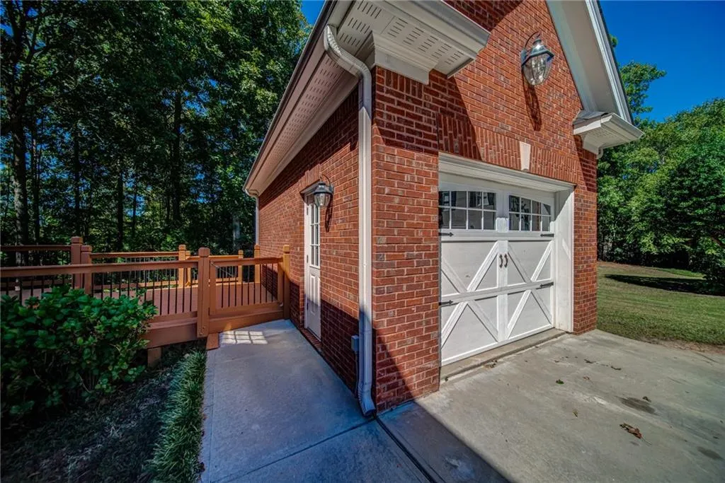 5345 S Trimble Road, Atlanta, Georgia 30342, 4 Bedrooms Bedrooms, ,3 BathroomsBathrooms,Residential,Sold,5345 S Trimble Road,7121534