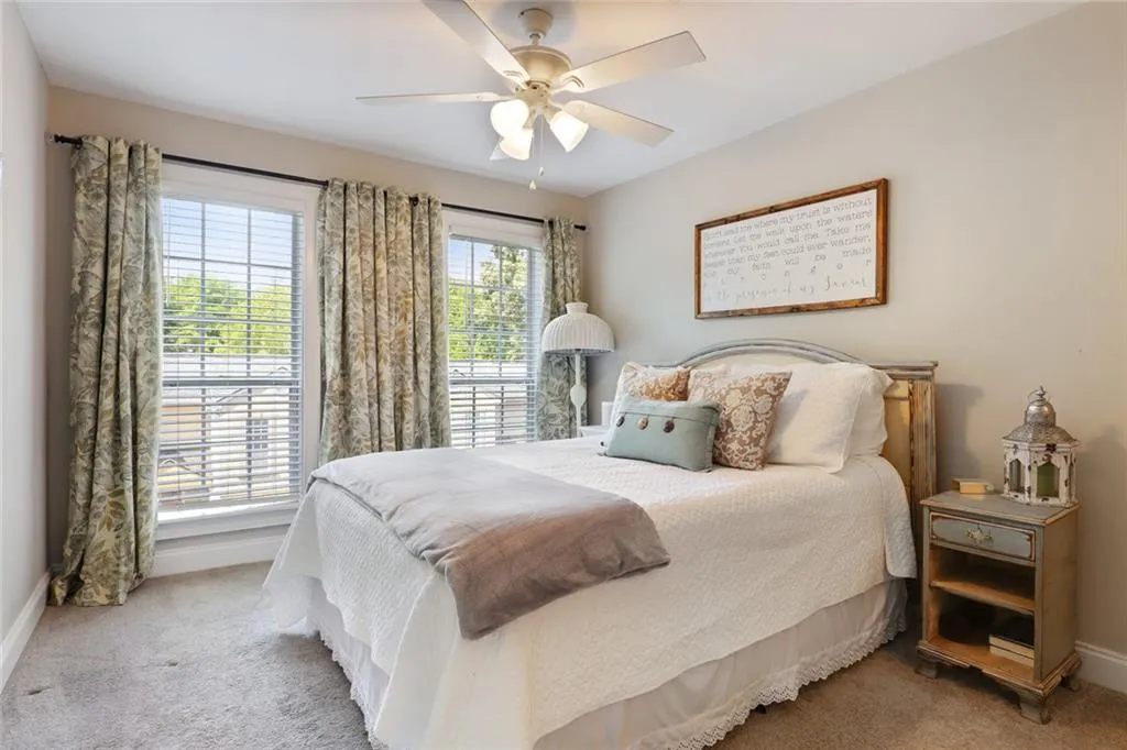 1303 Masons Creek Circle, Sandy Springs, Georgia 30350, 3 Bedrooms Bedrooms, ,2 BathroomsBathrooms,Residential,Sold,1303 Masons Creek Circle,6752818