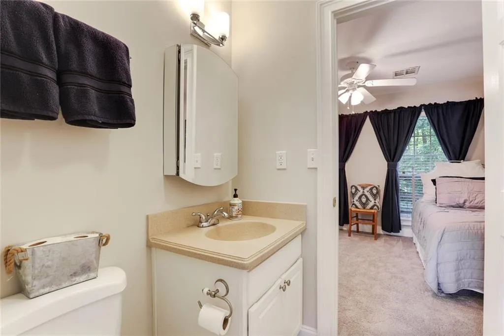 1303 Masons Creek Circle, Sandy Springs, Georgia 30350, 3 Bedrooms Bedrooms, ,2 BathroomsBathrooms,Residential,Sold,1303 Masons Creek Circle,6752818