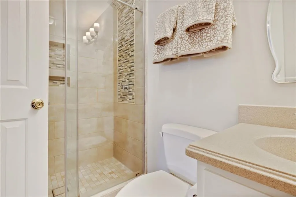 1303 Masons Creek Circle, Sandy Springs, Georgia 30350, 3 Bedrooms Bedrooms, ,2 BathroomsBathrooms,Residential,Sold,1303 Masons Creek Circle,6752818