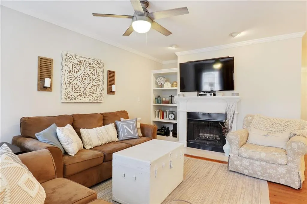 1303 Masons Creek Circle, Sandy Springs, Georgia 30350, 3 Bedrooms Bedrooms, ,2 BathroomsBathrooms,Residential,Sold,1303 Masons Creek Circle,6752818