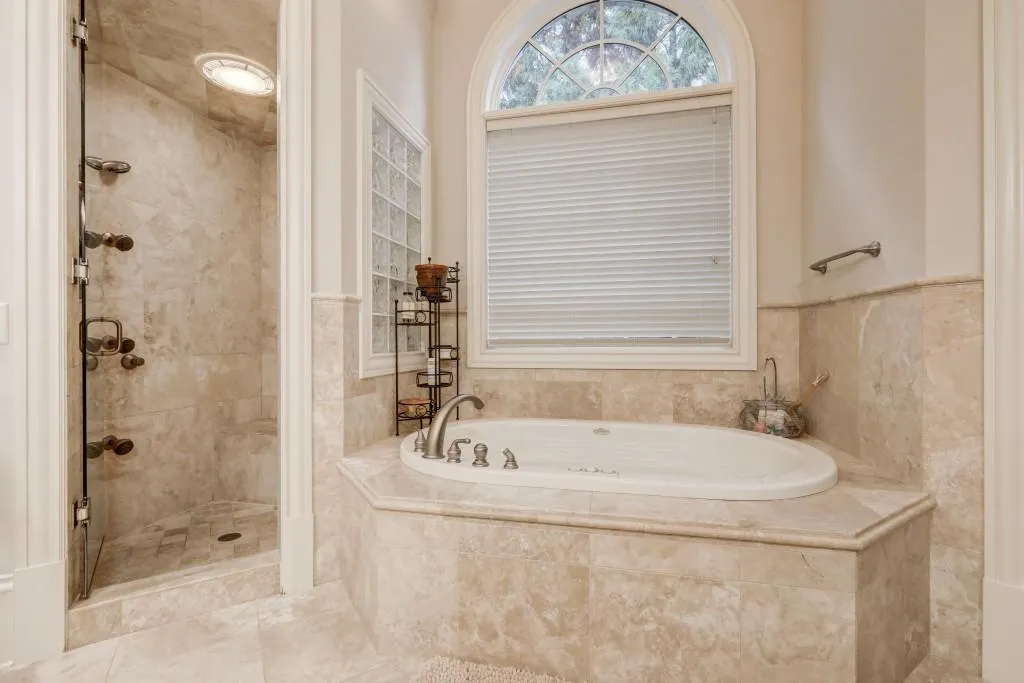 5455 Claire Rose Lane, Sandy Springs, Georgia 30327, 6 Bedrooms Bedrooms, ,6 BathroomsBathrooms,Residential,Sold,5455 Claire Rose Lane,6096784