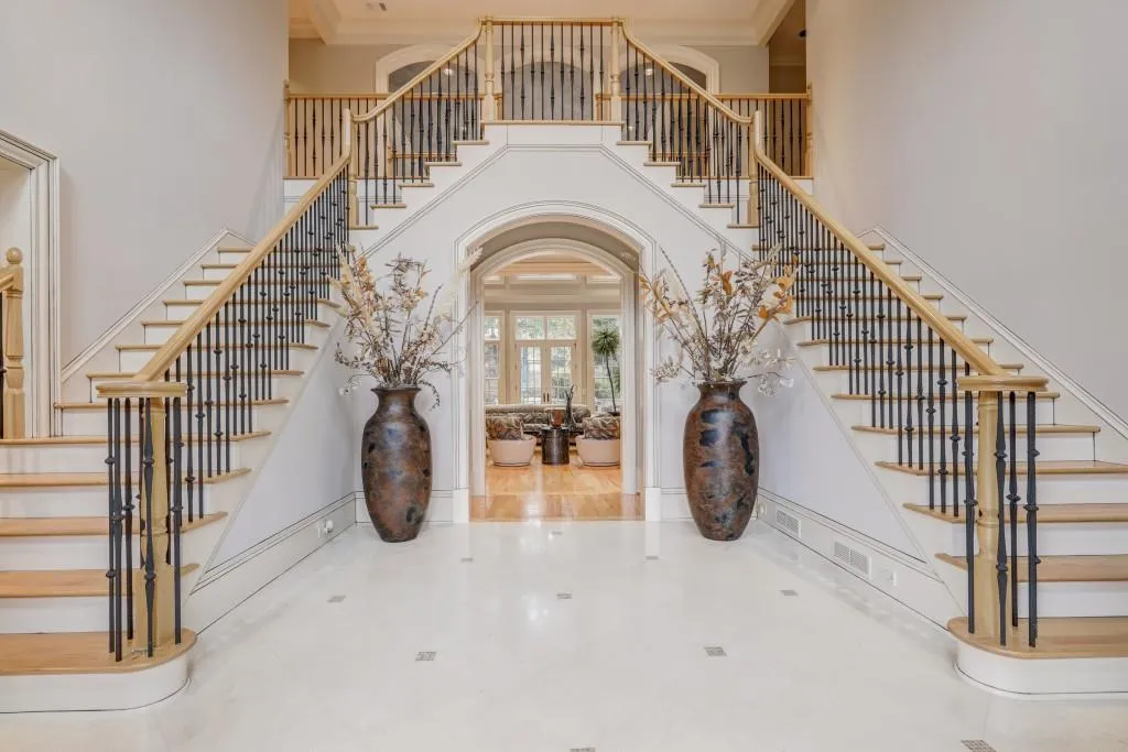 5455 Claire Rose Lane, Sandy Springs, Georgia 30327, 6 Bedrooms Bedrooms, ,6 BathroomsBathrooms,Residential,Sold,5455 Claire Rose Lane,6096784