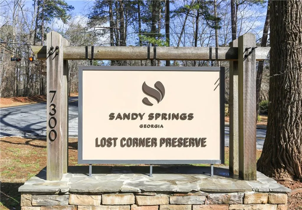 210 Abington Drive, Sandy Springs, Georgia 30328, 4 Bedrooms Bedrooms, ,2 BathroomsBathrooms,Residential,Sold,210 Abington Drive,6841077