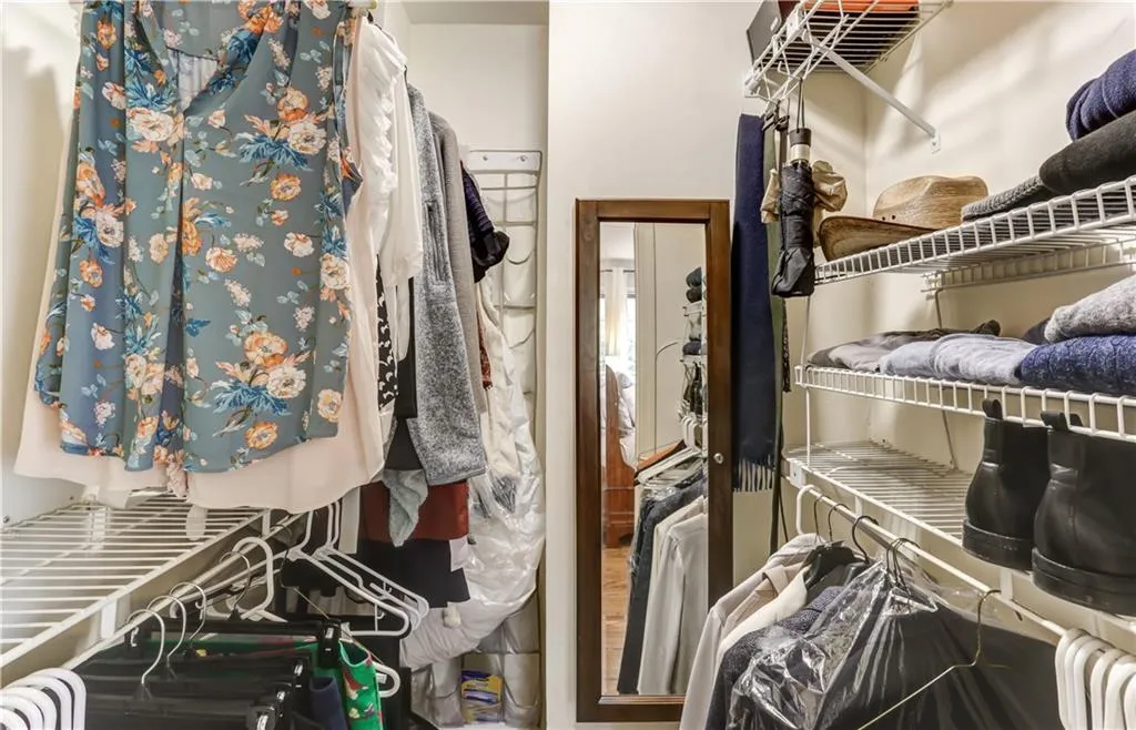 210 Abington Drive, Sandy Springs, Georgia 30328, 4 Bedrooms Bedrooms, ,2 BathroomsBathrooms,Residential,Sold,210 Abington Drive,6841077