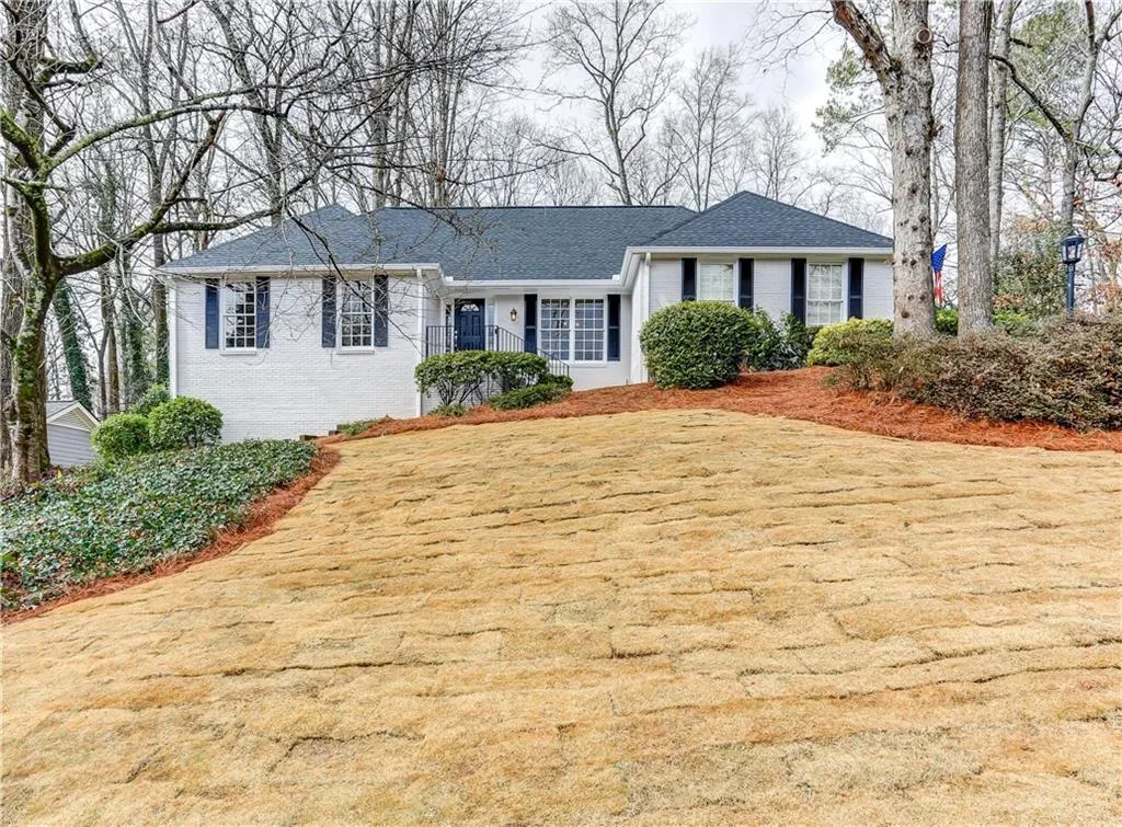 210 Abington Drive, Sandy Springs, Georgia 30328, 4 Bedrooms Bedrooms, ,2 BathroomsBathrooms,Residential,Sold,210 Abington Drive,6841077 210 Abington Drive, Sandy Springs, Georgia 30328, 4 Bedrooms Bedrooms, ,2 BathroomsBathrooms,Residential,Sold,210 Abington Drive,6841077