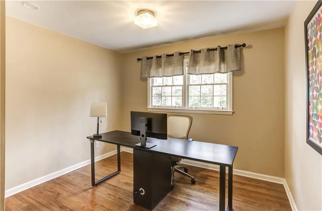 210 Abington Drive, Sandy Springs, Georgia 30328, 4 Bedrooms Bedrooms, ,2 BathroomsBathrooms,Residential,Sold,210 Abington Drive,6841077