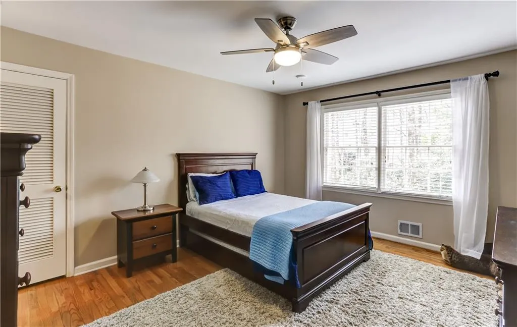 210 Abington Drive, Sandy Springs, Georgia 30328, 4 Bedrooms Bedrooms, ,2 BathroomsBathrooms,Residential,Sold,210 Abington Drive,6841077