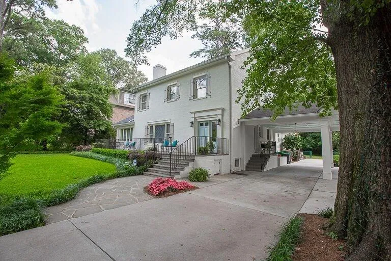 2885 Redding Road, Brookhaven, Georgia 30319, 4 Bedrooms Bedrooms, ,2 BathroomsBathrooms,Residential,Sold,2885 Redding Road,6026986 2885 Redding Road, Brookhaven, Georgia 30319, 4 Bedrooms Bedrooms, ,2 BathroomsBathrooms,Residential,Sold,2885 Redding Road,6026986