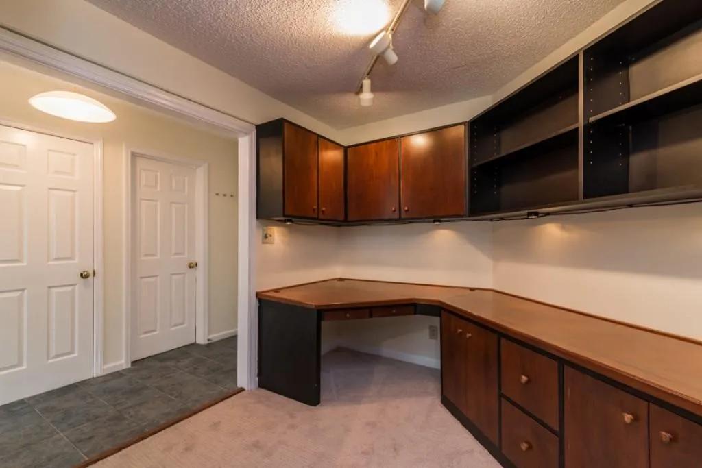 244 13th Street Ne Unit 315, Atlanta, Georgia 30309, 1 Bedroom Bedrooms, ,1 BathroomBathrooms,Residential,Sold,244 13th Street Ne Unit 315,5823794