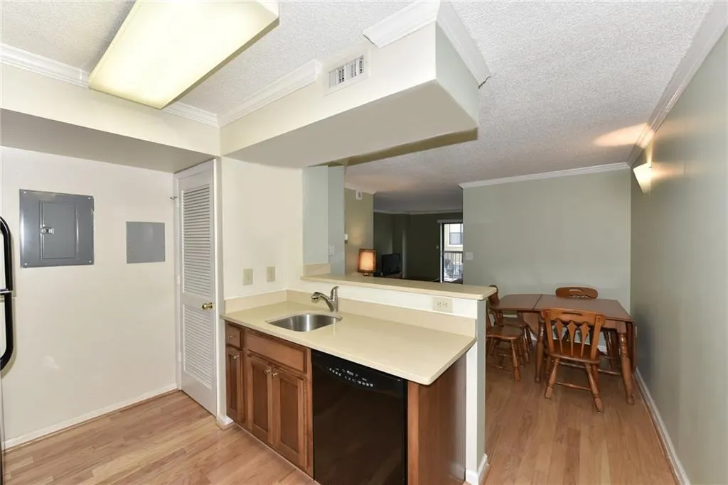 795 Hammond Drive Unit 402, Atlanta, Georgia 30328, 1 Bedroom Bedrooms, ,1 BathroomBathrooms,Residential,Sold,795 Hammond Drive Unit 402,5885164