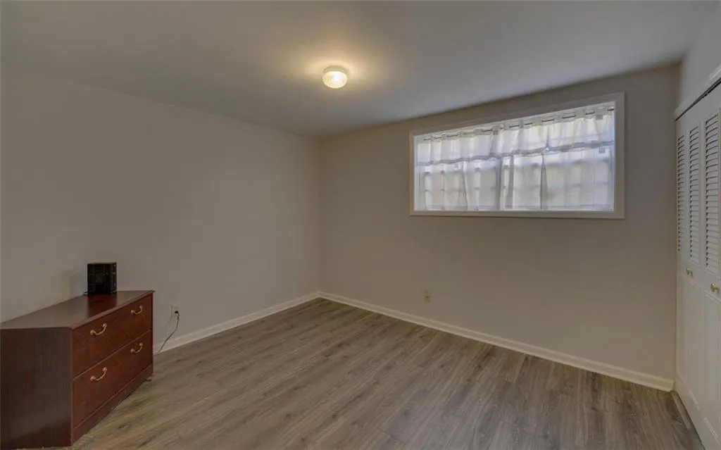 5400 Roswell Road Ne Unit L-12, Sandy Springs, Georgia 30342, 2 Bedrooms Bedrooms, ,2 BathroomsBathrooms,Residential,Sold,5400 Roswell Road Ne Unit L-12,6818535