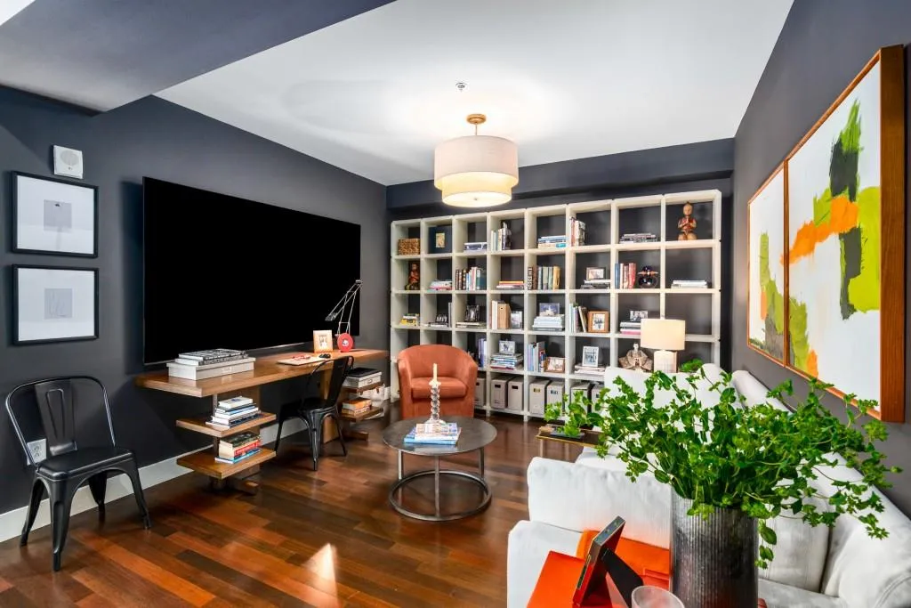 Versatile office/media room provide flexible living options