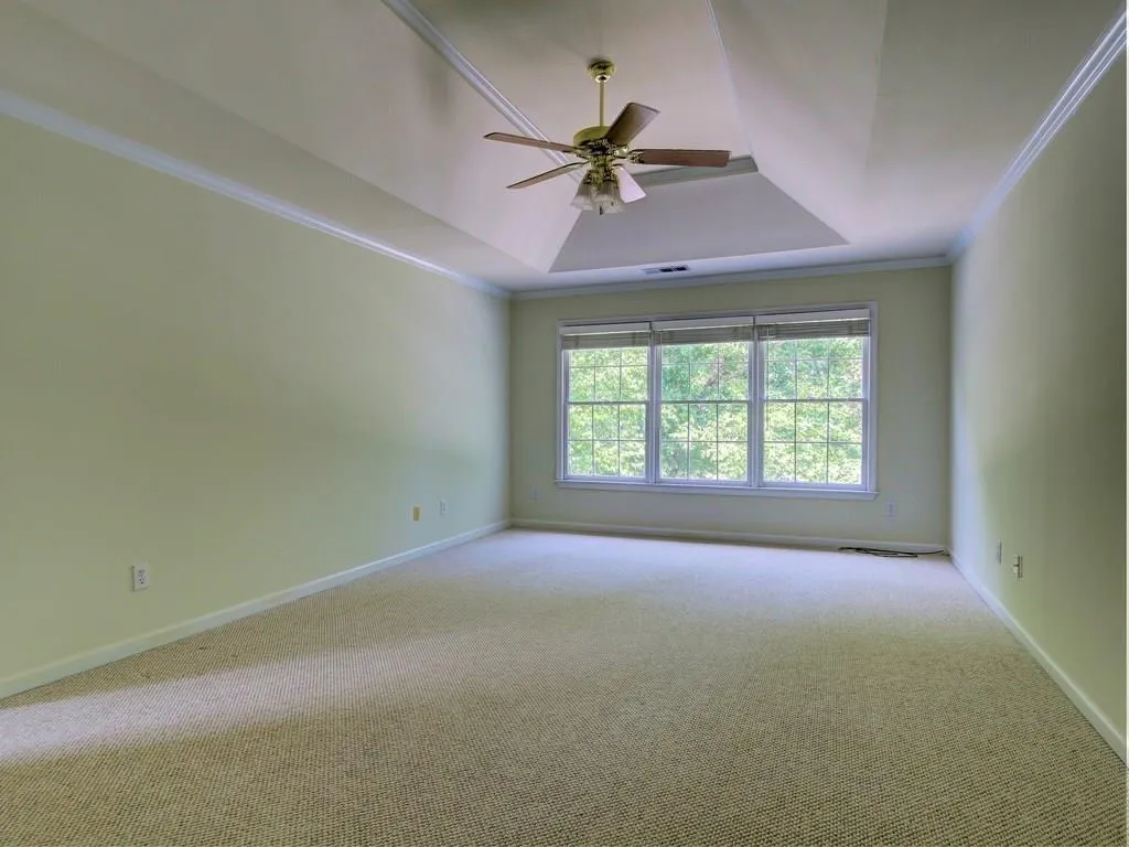 400 Glenridge Close Court, Atlanta, Georgia 30328, 4 Bedrooms Bedrooms, ,2 BathroomsBathrooms,Residential,Sold,400 Glenridge Close Court,5551842