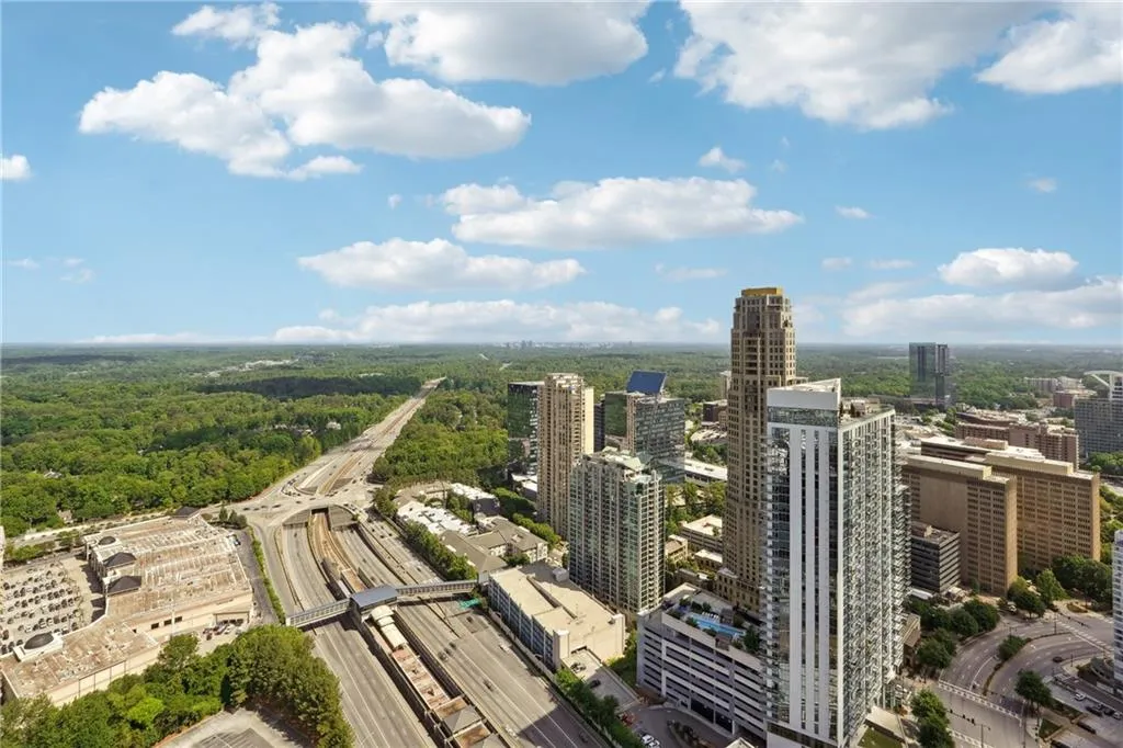 3344 Peachtree Road Ne Unit 3902, Atlanta, Georgia 30326, 2 Bedrooms Bedrooms, 0 ,2 BathroomsBathrooms,Residential,For Sale,3344 Peachtree Road Ne Unit 3902,7716482