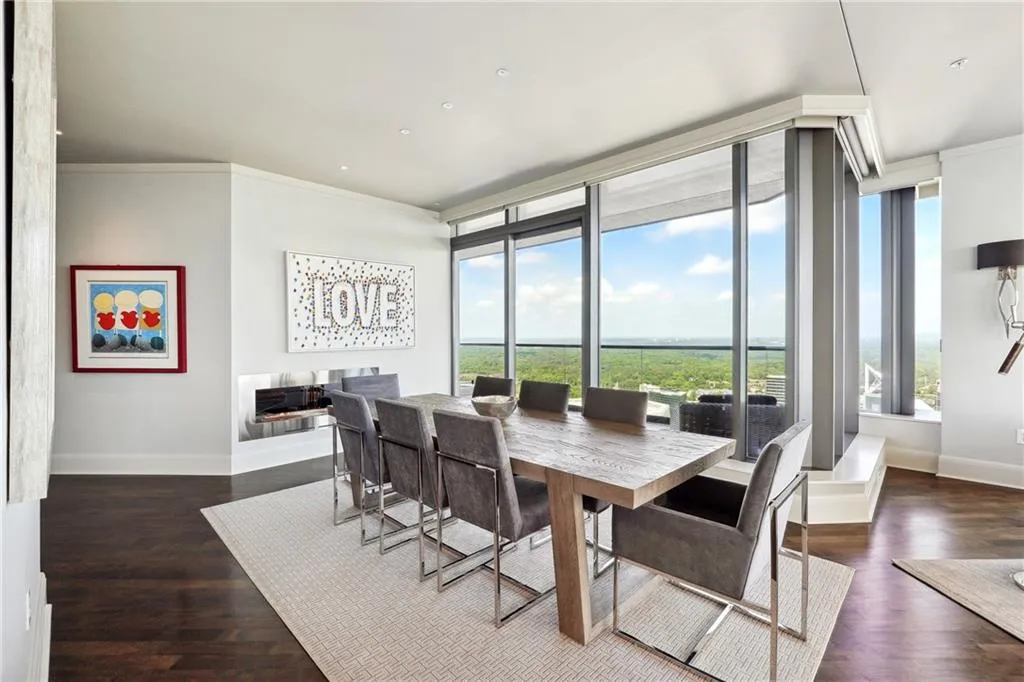 Open Formal Dining