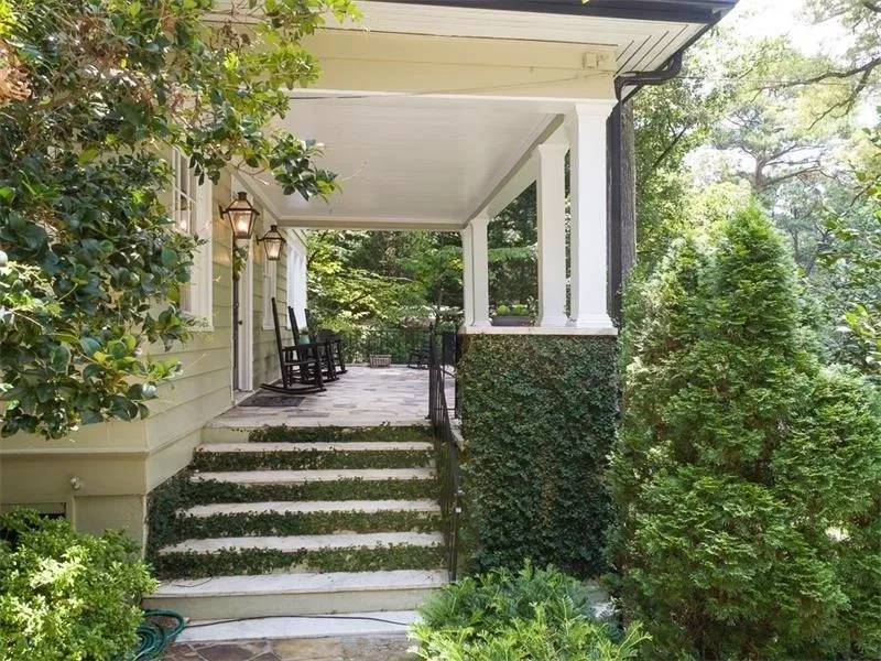 503 Collier Road Nw, Atlanta, Georgia 30318, 6 Bedrooms Bedrooms, ,3 BathroomsBathrooms,Residential,Sold,503 Collier Road Nw,5925584