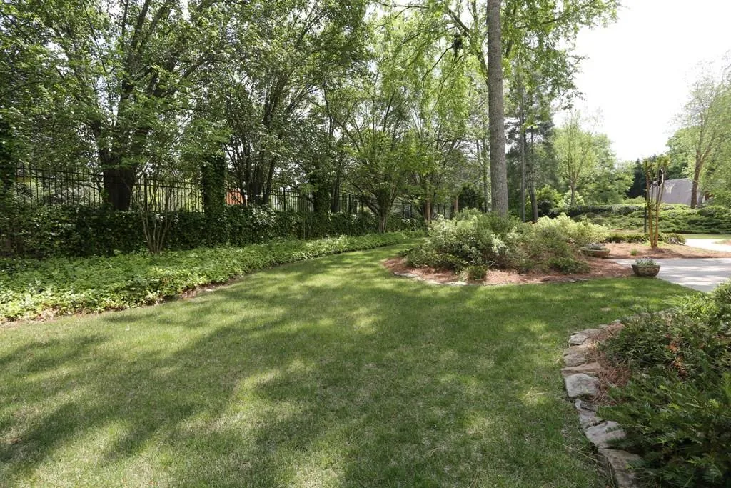 125 Savannah Estates Drive, Sandy Springs, Georgia 30350, 4 Bedrooms Bedrooms, ,3 BathroomsBathrooms,Residential,Sold,125 Savannah Estates Drive,5837451