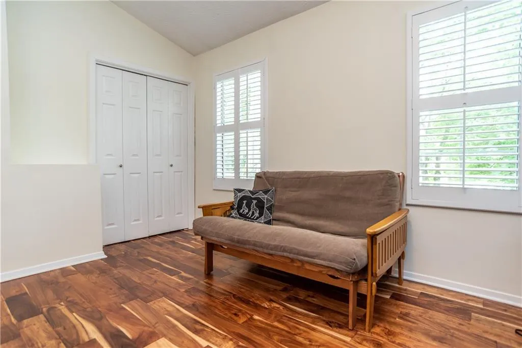 207 Wedgewood Way, Sandy Springs, Georgia 30350, 2 Bedrooms Bedrooms, ,2 BathroomsBathrooms,Residential,Sold,207 Wedgewood Way,6565089