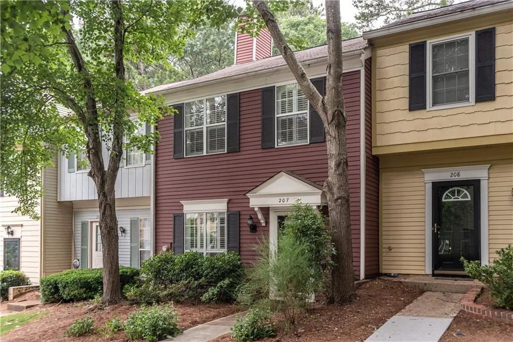 207 Wedgewood Way, Sandy Springs, Georgia 30350, 2 Bedrooms Bedrooms, ,2 BathroomsBathrooms,Residential,Sold,207 Wedgewood Way,6565089