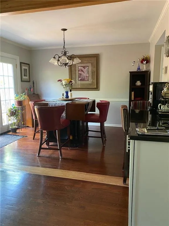 6520 Roswell Road Unit 114, Atlanta, Georgia 30328, 3 Bedrooms Bedrooms, ,2 BathroomsBathrooms,Residential,Sold,6520 Roswell Road Unit 114,7050109