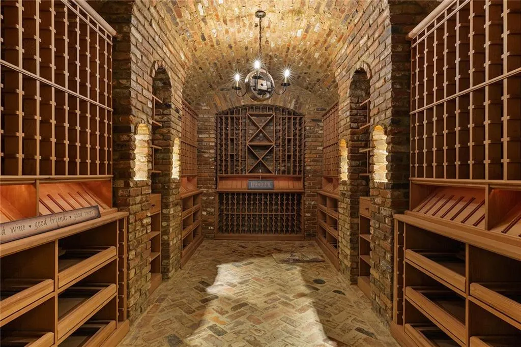 1640 Nottingham Way Ne, Atlanta, Georgia 30309, 6 Bedrooms Bedrooms, ,6 BathroomsBathrooms,Residential,For Sale,1640 Nottingham Way Ne,7673554 1640 Nottingham Way Ne, Atlanta, Georgia 30309, 6 Bedrooms Bedrooms, ,6 BathroomsBathrooms,Residential,For Sale,1640 Nottingham Way Ne,7673554