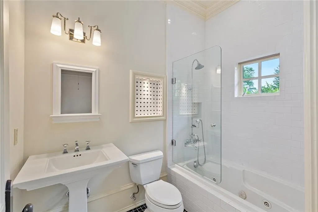 1640 Nottingham Way Ne, Atlanta, Georgia 30309, 6 Bedrooms Bedrooms, ,6 BathroomsBathrooms,Residential,For Sale,1640 Nottingham Way Ne,7673554 1640 Nottingham Way Ne, Atlanta, Georgia 30309, 6 Bedrooms Bedrooms, ,6 BathroomsBathrooms,Residential,For Sale,1640 Nottingham Way Ne,7673554