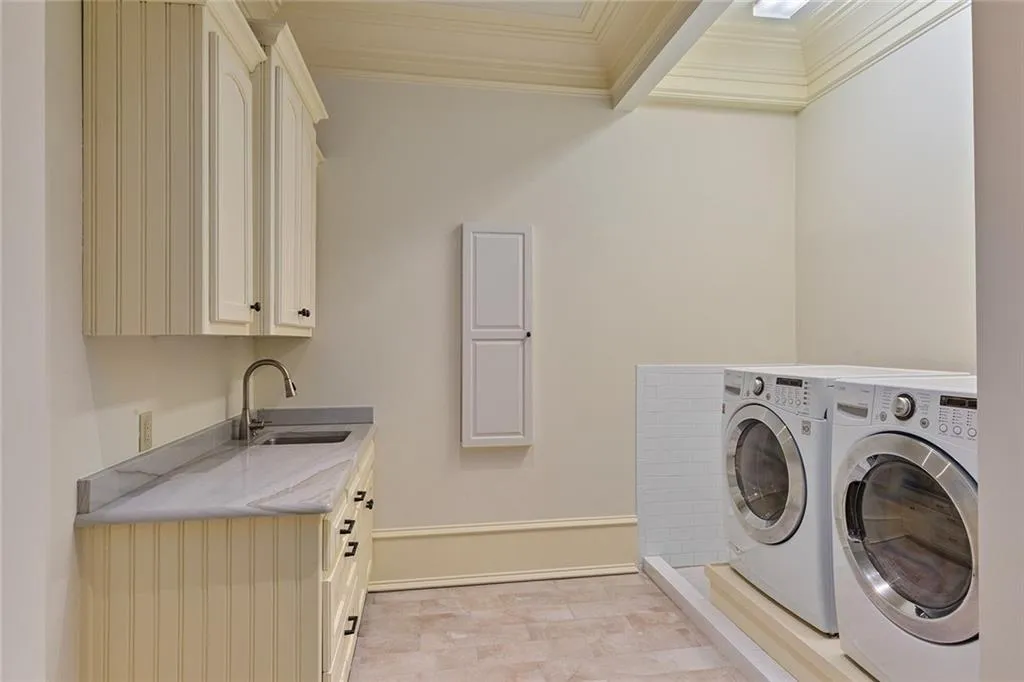 1640 Nottingham Way Ne, Atlanta, Georgia 30309, 6 Bedrooms Bedrooms, ,6 BathroomsBathrooms,Residential,For Sale,1640 Nottingham Way Ne,7673554 1640 Nottingham Way Ne, Atlanta, Georgia 30309, 6 Bedrooms Bedrooms, ,6 BathroomsBathrooms,Residential,For Sale,1640 Nottingham Way Ne,7673554