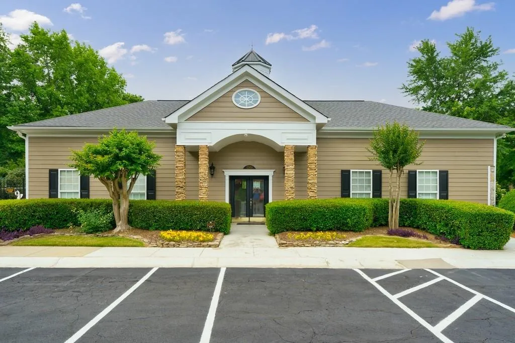 802 Brighton Point, Atlanta, Georgia 30328, 2 Bedrooms Bedrooms, ,2 BathroomsBathrooms,Residential,Sold,802 Brighton Point,6885735