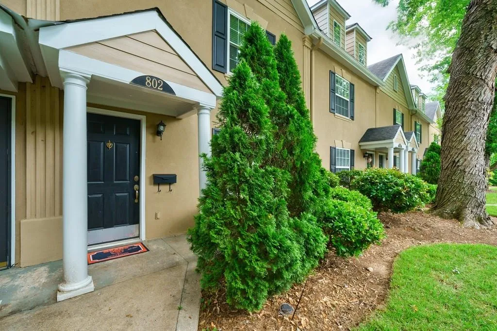 802 Brighton Point, Atlanta, Georgia 30328, 2 Bedrooms Bedrooms, ,2 BathroomsBathrooms,Residential,Sold,802 Brighton Point,6885735