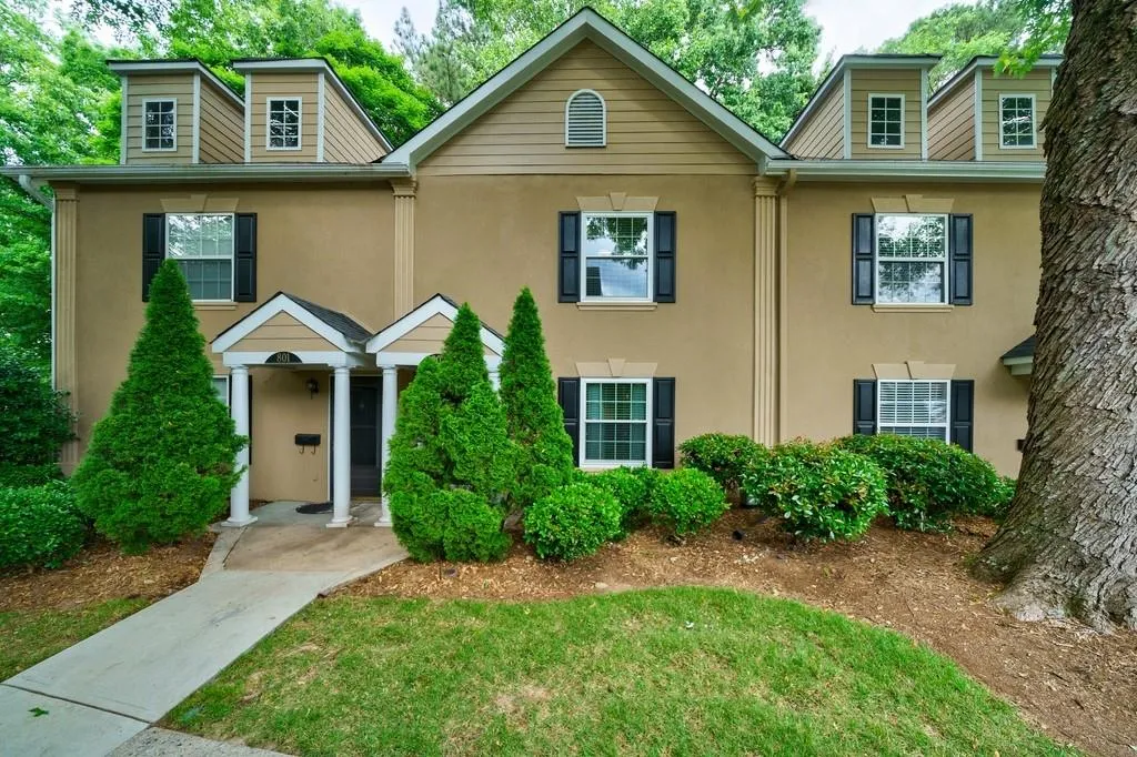 802 Brighton Point, Atlanta, Georgia 30328, 2 Bedrooms Bedrooms, ,2 BathroomsBathrooms,Residential,Sold,802 Brighton Point,6885735