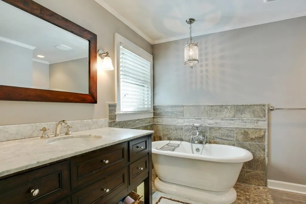 6285 Riverwood Drive, Atlanta, Georgia 30328, 5 Bedrooms Bedrooms, ,6 BathroomsBathrooms,Residential,Sold,6285 Riverwood Drive,5654623