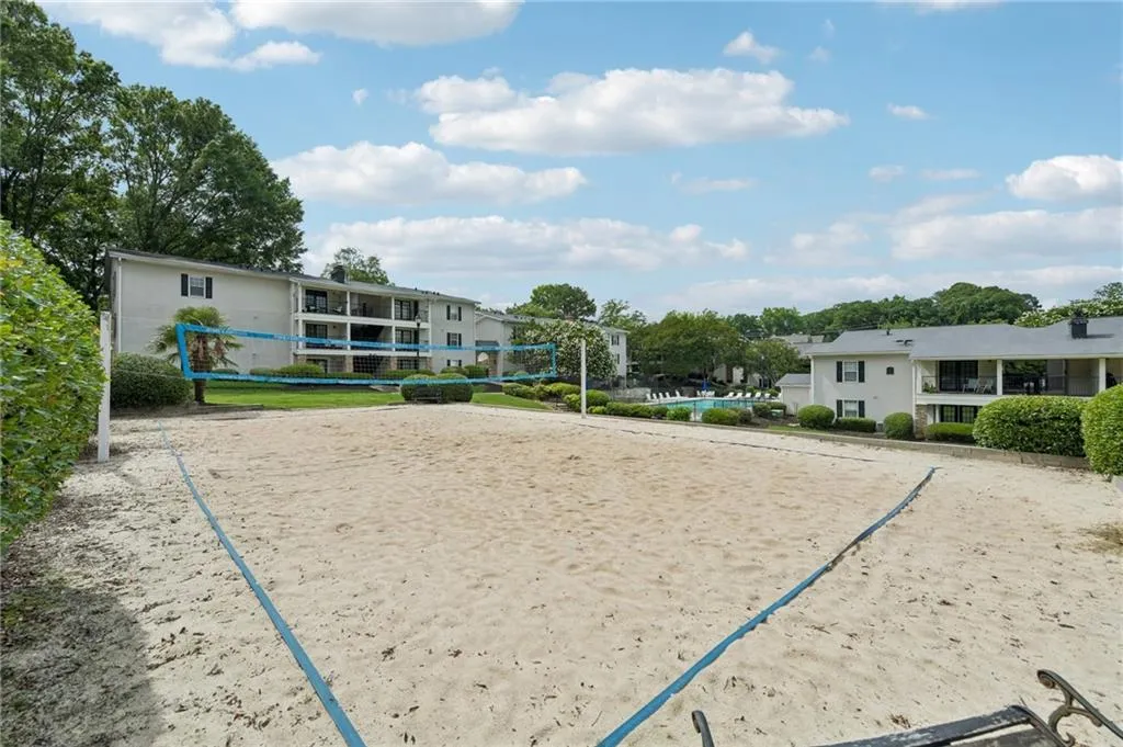 1150 Collier Road Nw Unit 15j, Atlanta, Georgia 30318, 2 Bedrooms Bedrooms, 0 ,2 BathroomsBathrooms,Residential,For Sale,1150 Collier Road Nw Unit 15j,7776744