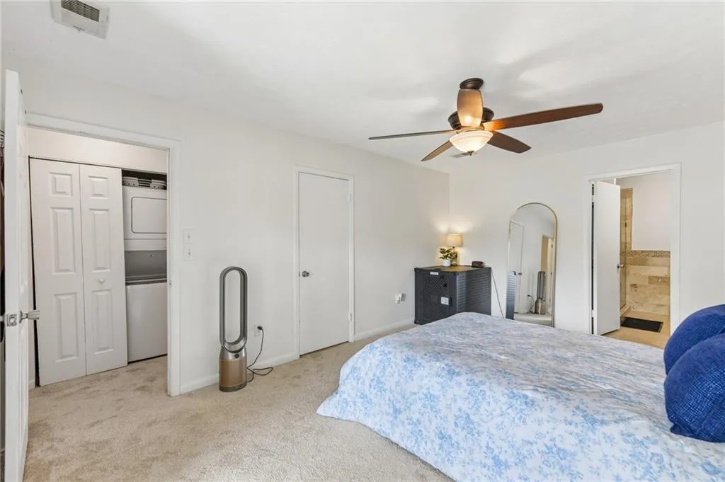 1150 Collier Road Nw Unit 15j, Atlanta, Georgia 30318, 2 Bedrooms Bedrooms, 0 ,2 BathroomsBathrooms,Residential,For Sale,1150 Collier Road Nw Unit 15j,7776744