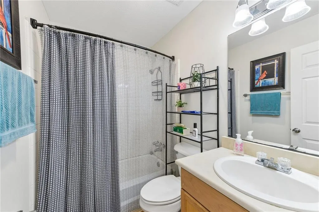 1150 Collier Road Nw Unit 15j, Atlanta, Georgia 30318, 2 Bedrooms Bedrooms, 0 ,2 BathroomsBathrooms,Residential,For Sale,1150 Collier Road Nw Unit 15j,7776744