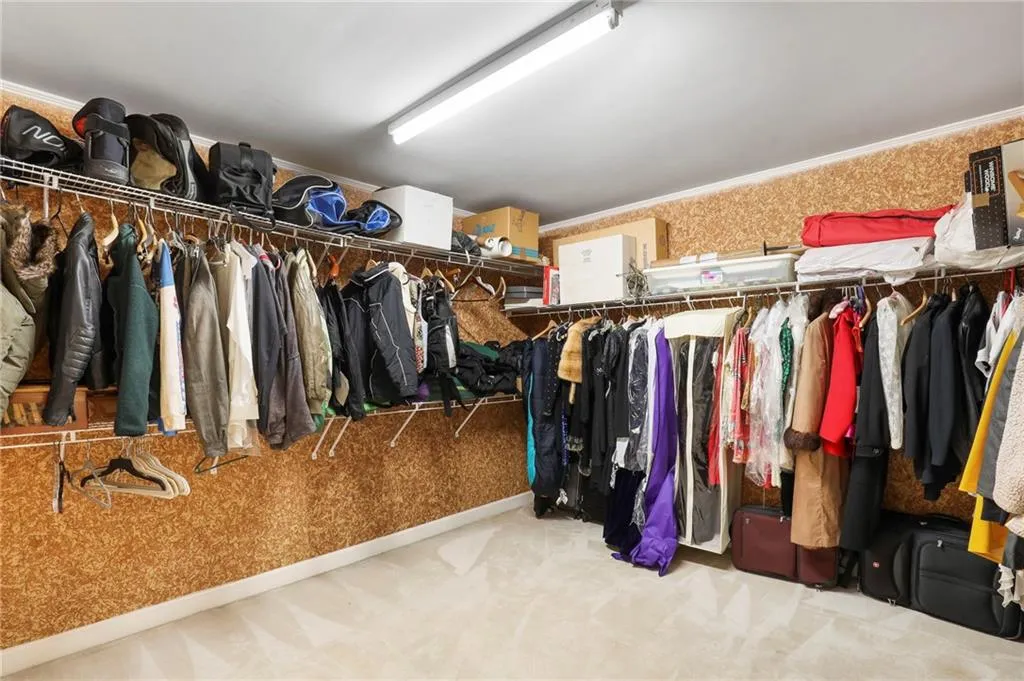 410 Hadley Court, Atlanta, Georgia 30350, 4 Bedrooms Bedrooms, ,3 BathroomsBathrooms,Residential,Sold,410 Hadley Court,6942889