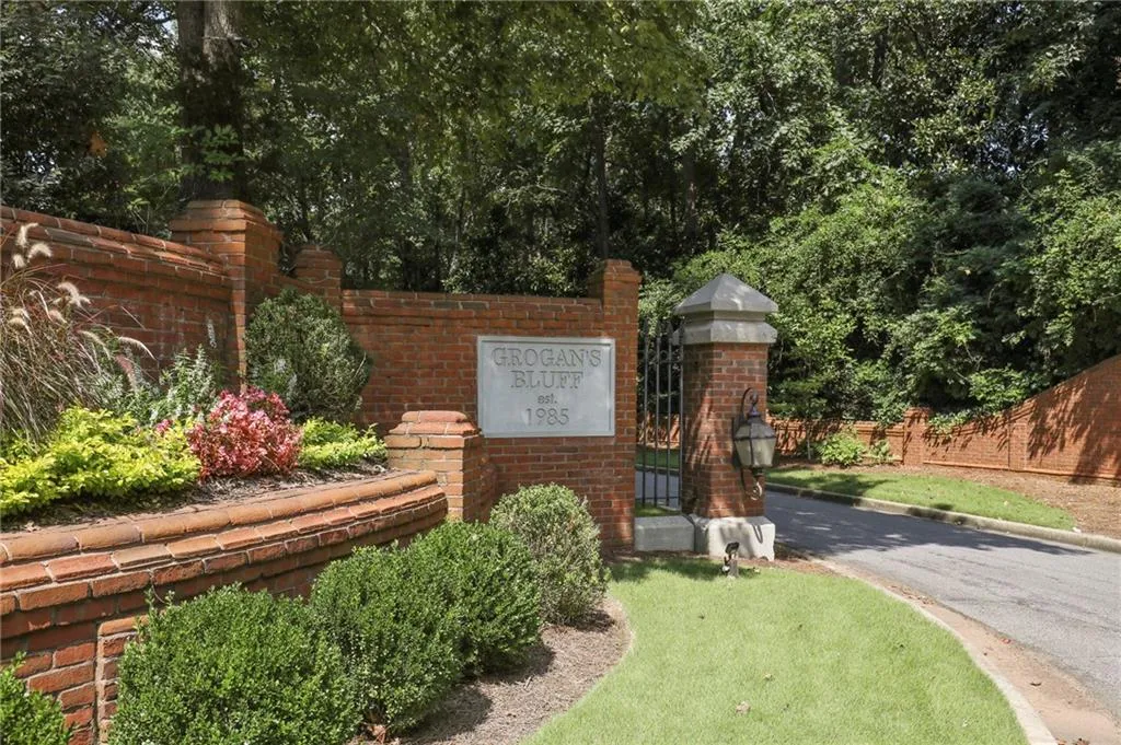 410 Hadley Court, Atlanta, Georgia 30350, 4 Bedrooms Bedrooms, ,3 BathroomsBathrooms,Residential,Sold,410 Hadley Court,6942889