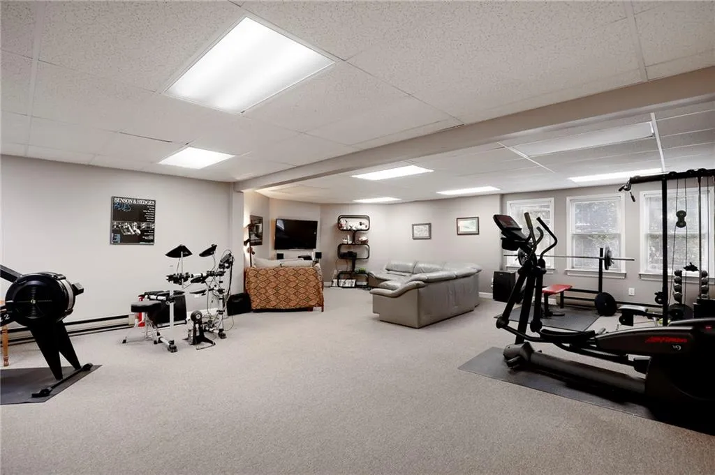 410 Hadley Court, Atlanta, Georgia 30350, 4 Bedrooms Bedrooms, ,3 BathroomsBathrooms,Residential,Sold,410 Hadley Court,6942889