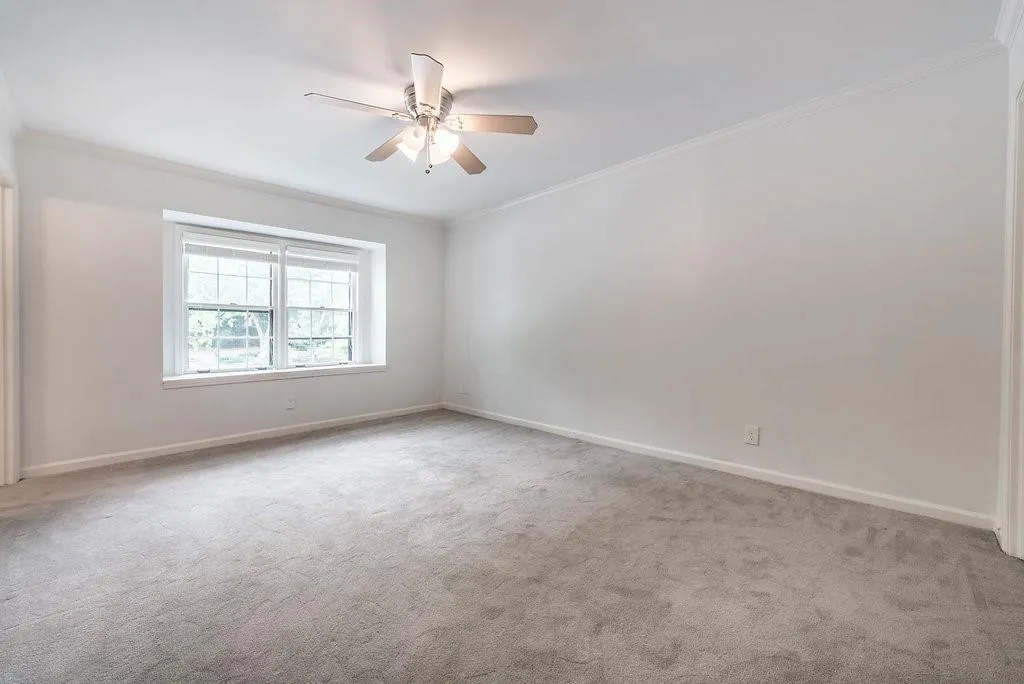 115 Rosaire Place Nw, Atlanta, Georgia 30327, 2 Bedrooms Bedrooms, ,2 BathroomsBathrooms,Residential,For Sale,115 Rosaire Place Nw,7662057