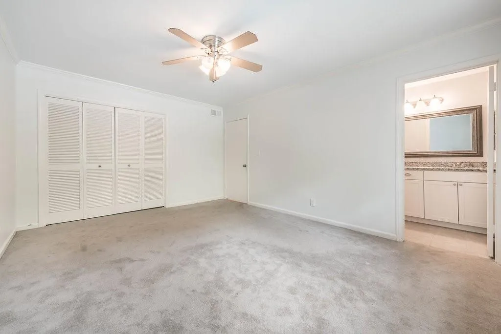 115 Rosaire Place Nw, Atlanta, Georgia 30327, 2 Bedrooms Bedrooms, ,2 BathroomsBathrooms,Residential,For Sale,115 Rosaire Place Nw,7662057