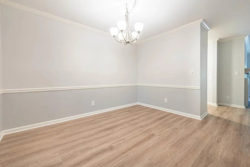 115 Rosaire Place Nw, Atlanta, Georgia 30327, 2 Bedrooms Bedrooms, ,2 BathroomsBathrooms,Residential,For Sale,115 Rosaire Place Nw,7662057