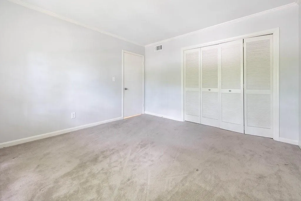 115 Rosaire Place Nw, Atlanta, Georgia 30327, 2 Bedrooms Bedrooms, ,2 BathroomsBathrooms,Residential,For Sale,115 Rosaire Place Nw,7662057