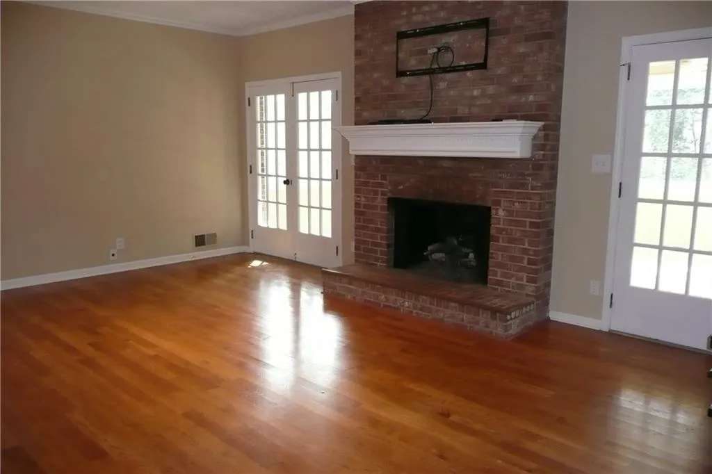 555 Spender Trace, Sandy Springs, Georgia 30350, 4 Bedrooms Bedrooms, ,3 BathroomsBathrooms,Residential,Sold,555 Spender Trace,5808305