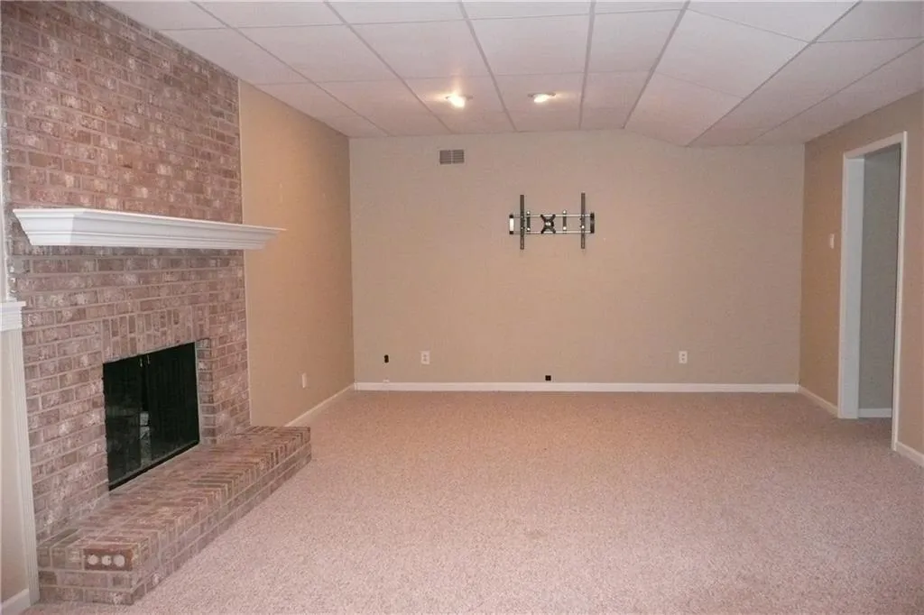 555 Spender Trace, Sandy Springs, Georgia 30350, 4 Bedrooms Bedrooms, ,3 BathroomsBathrooms,Residential,Sold,555 Spender Trace,5808305